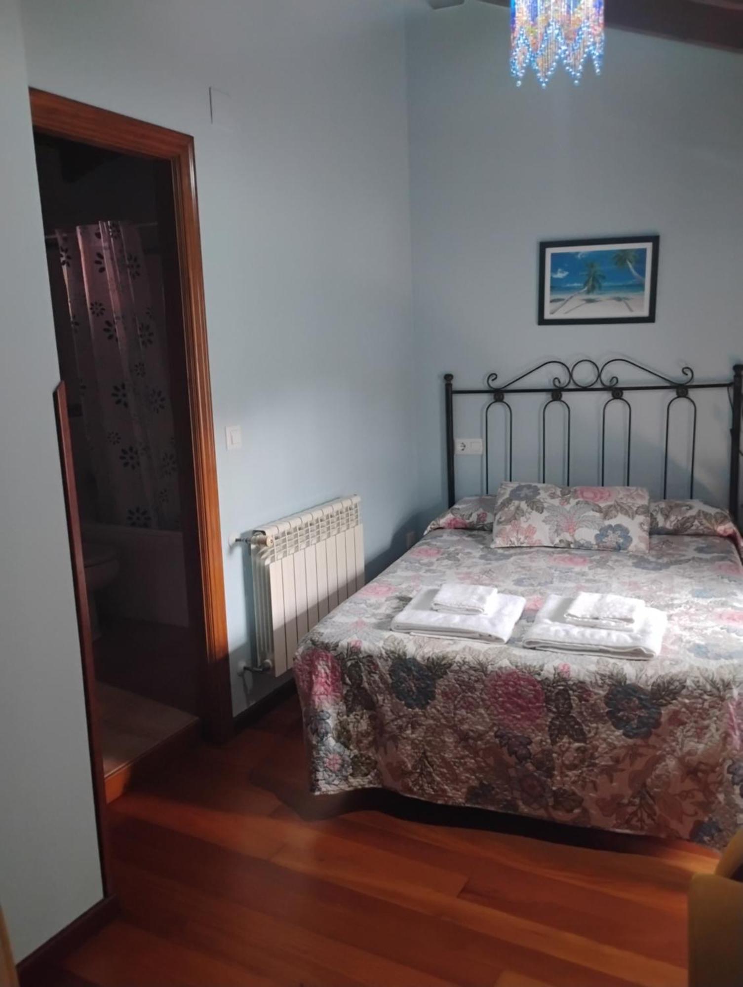 Villahormes Casa Rural Casa Azul מראה חיצוני תמונה