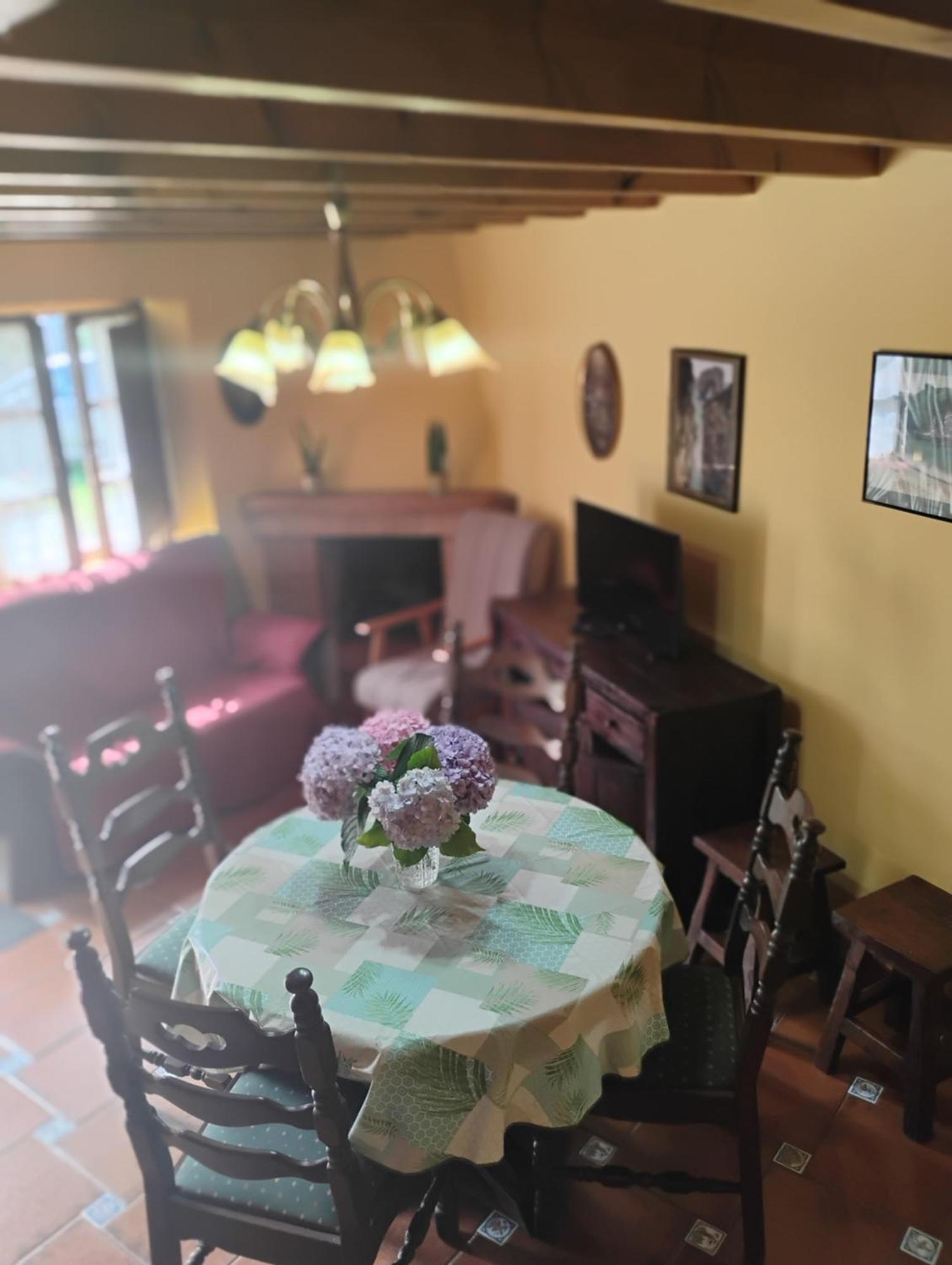 Villahormes Casa Rural Casa Azul מראה חיצוני תמונה